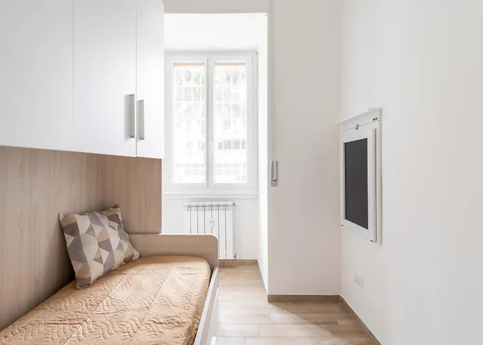 Appartement Loverhome 1 *