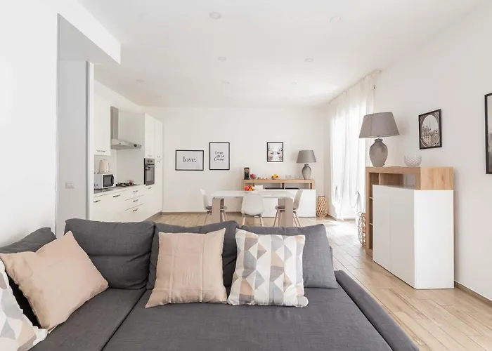 Loverhome 1 Rome