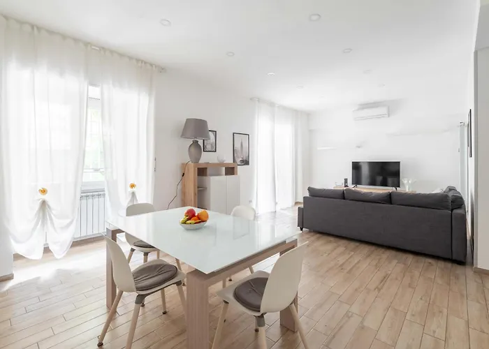 Loverhome 1